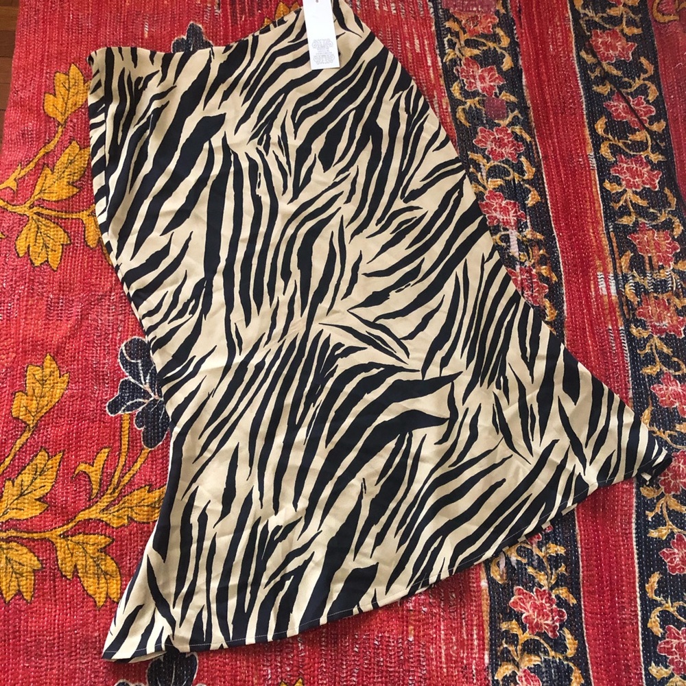 NWT Never fully dressed - Doris Zebra gold skirt